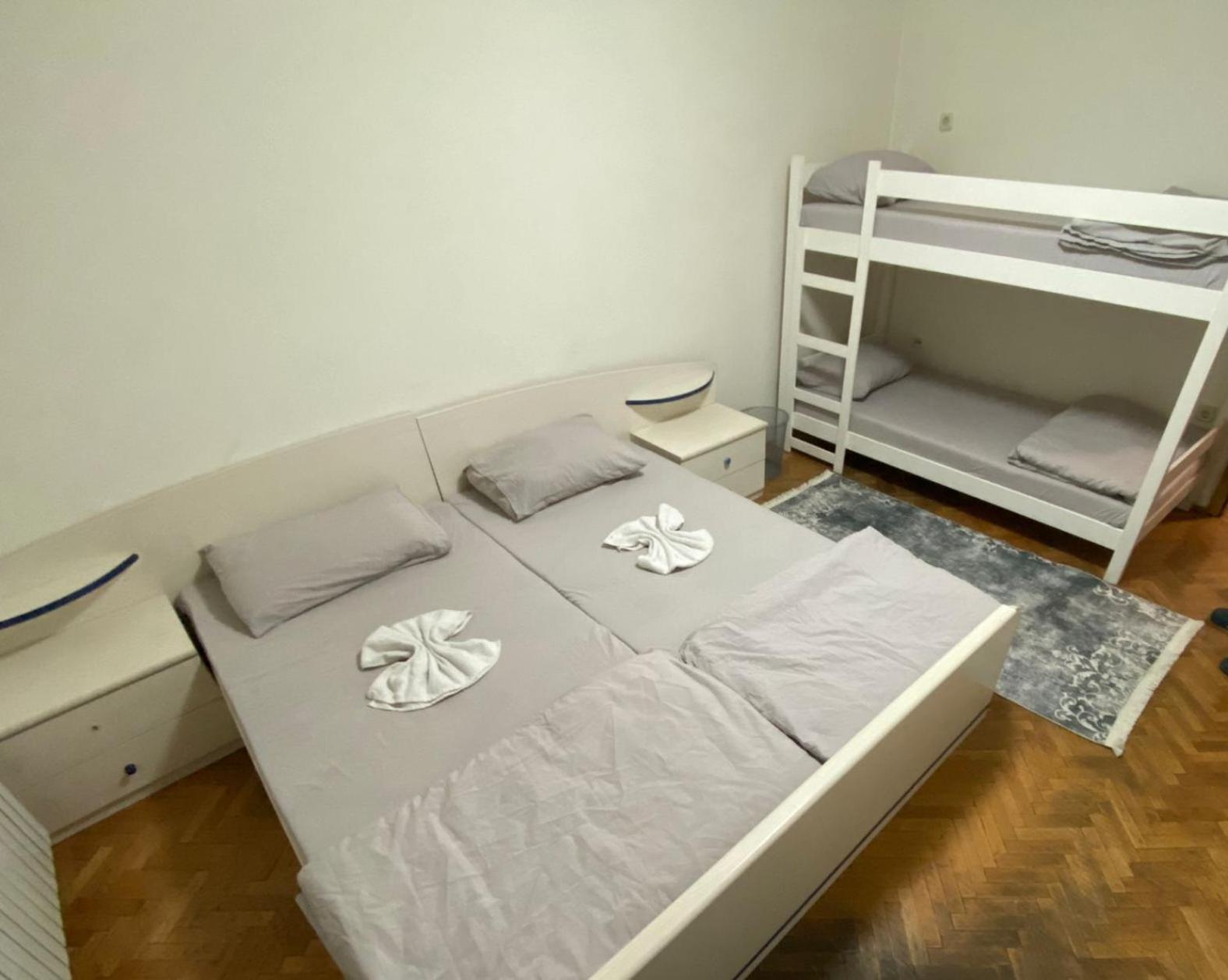 Hostel Center Luxury Sarajevo Room photo